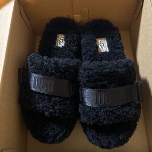 UGG Fluffita slide 